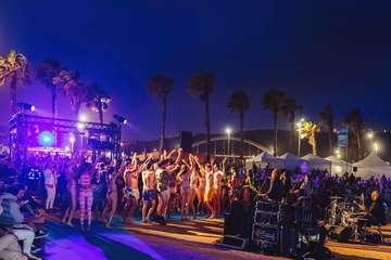 Arranca `Summerland, vive el veranoÂ´ con desfiles, expositores, gastronomía y mucha esencia playera/TA.